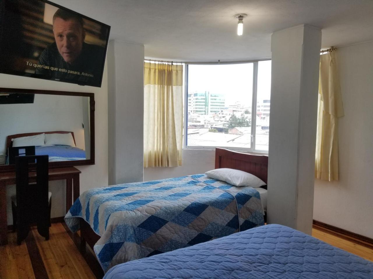 Hotel Ventura Riobamba Exteriör bild